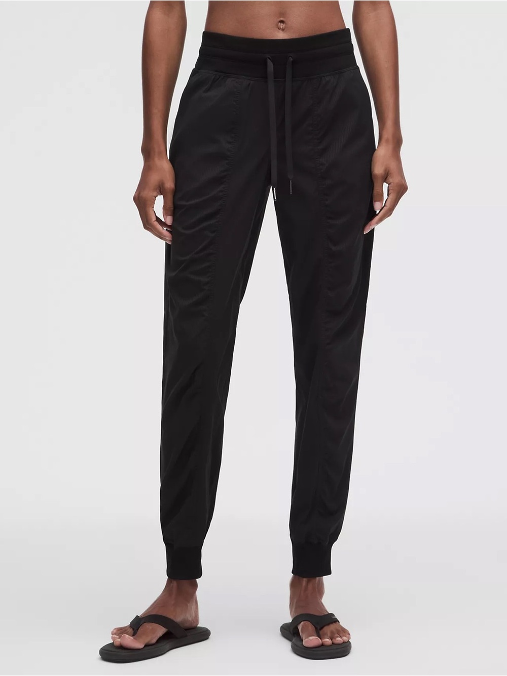 Lululemon Dance Studio Mid-Rise Joggers Size 4 Black Athleisure Active Travel